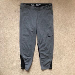 Crop Nike dri fit leggings